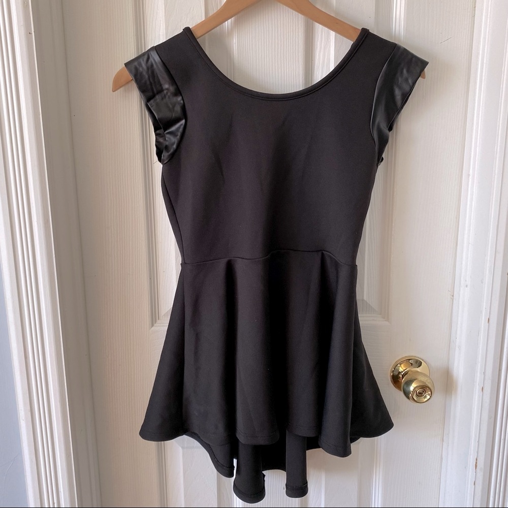 Joyce women’s scuba knit cap sleeve peplum high low blouse - size Medium